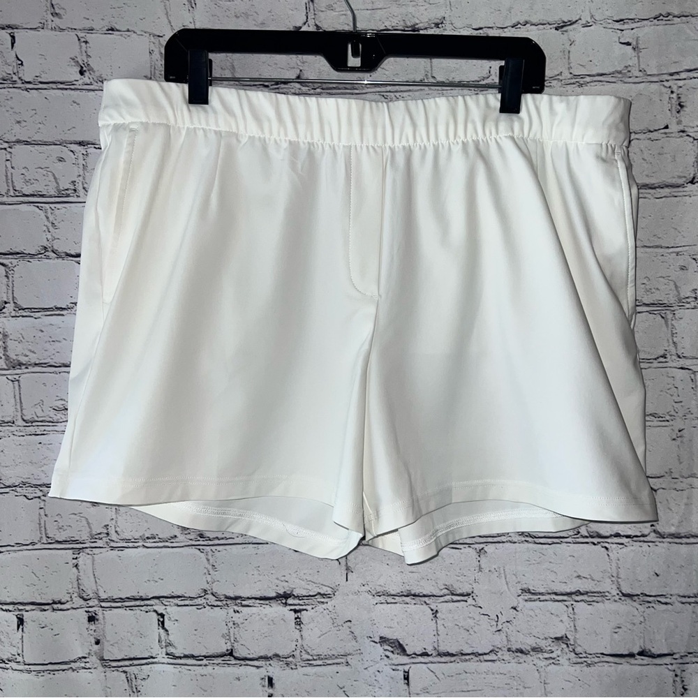 Nike Women’s Dri Fit High Waist Athletic 5” Shorts Plus Size XXL